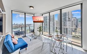 Mesmerizing Water Views Corner Condo